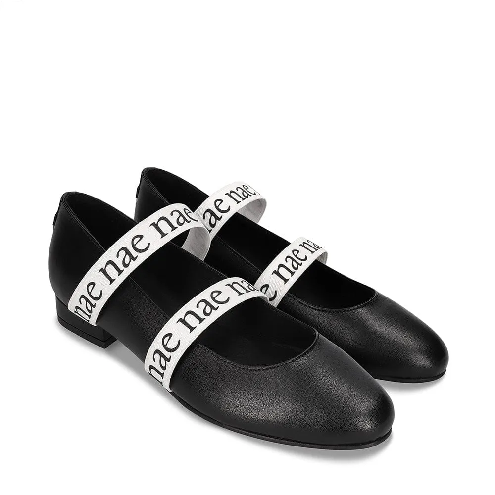 Aure Vegan Apple Leather Elastic Strap Pumps | Black