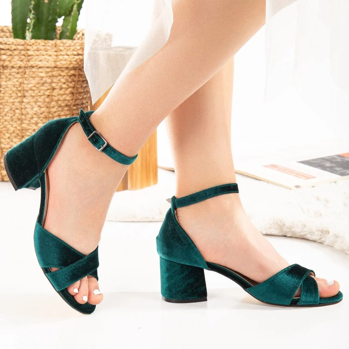 Aurora Vegan Velvet Low Heel Sandals | Green