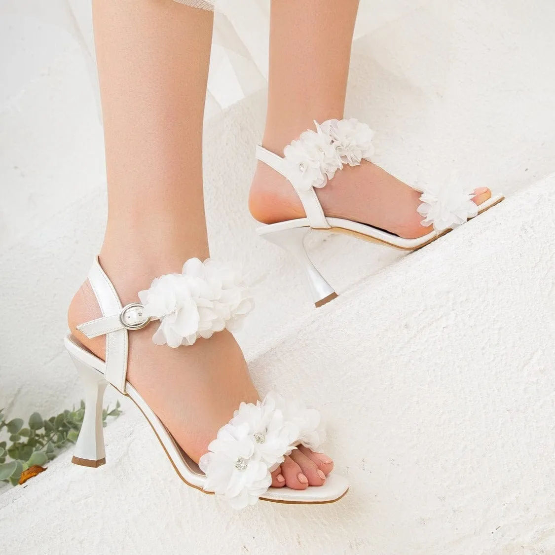 Avery Vegan Leather Wedding Shoes | Ivory