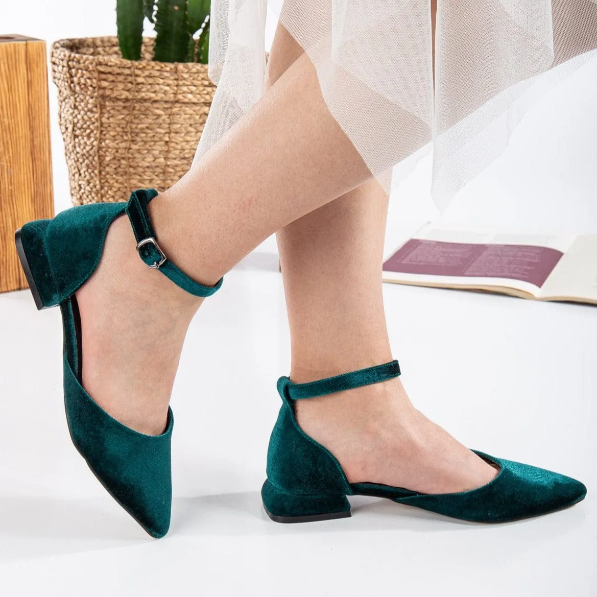 Madeline Vegan Velvet Flats | Emerald Green