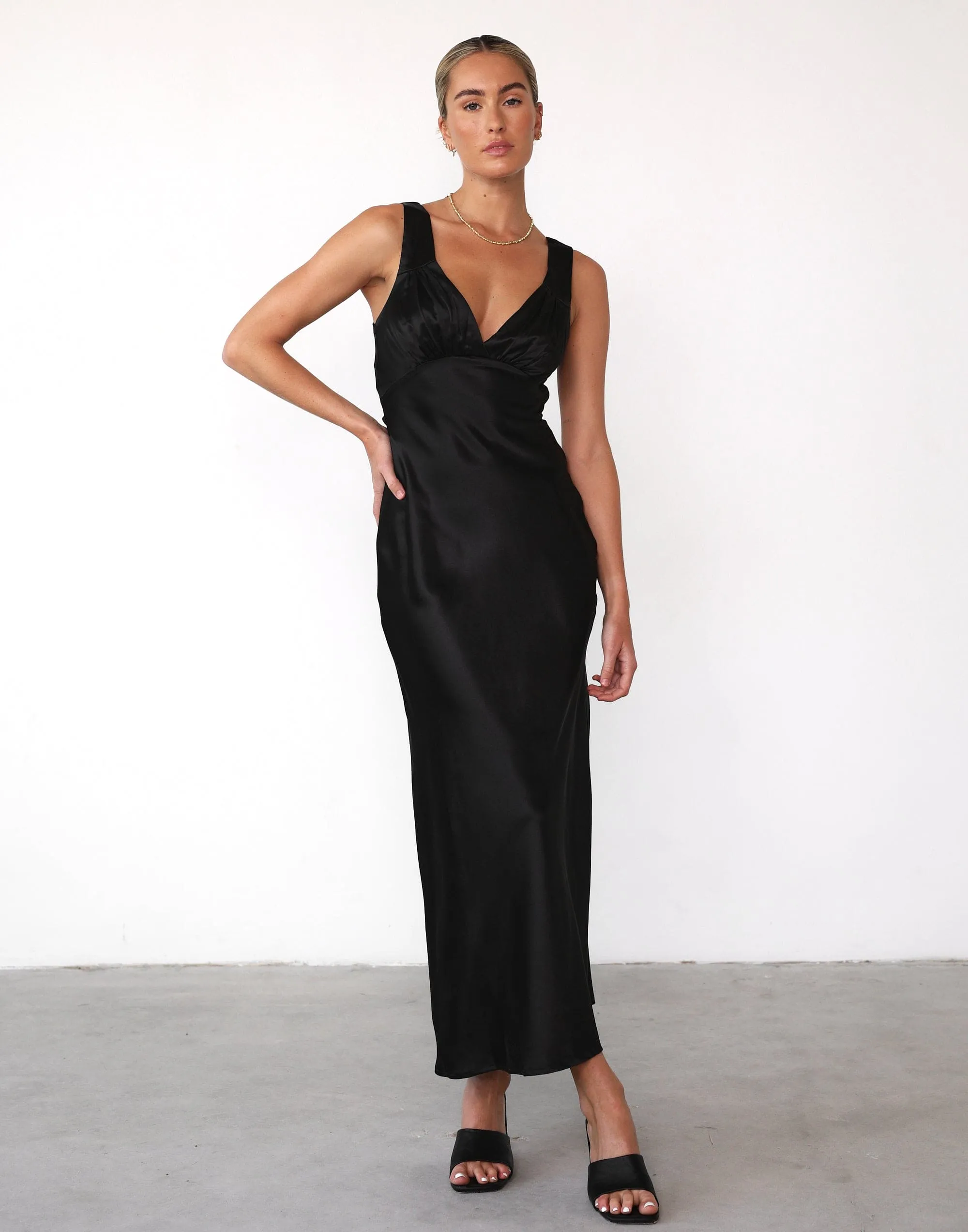 Piper Maxi Dress (Black)