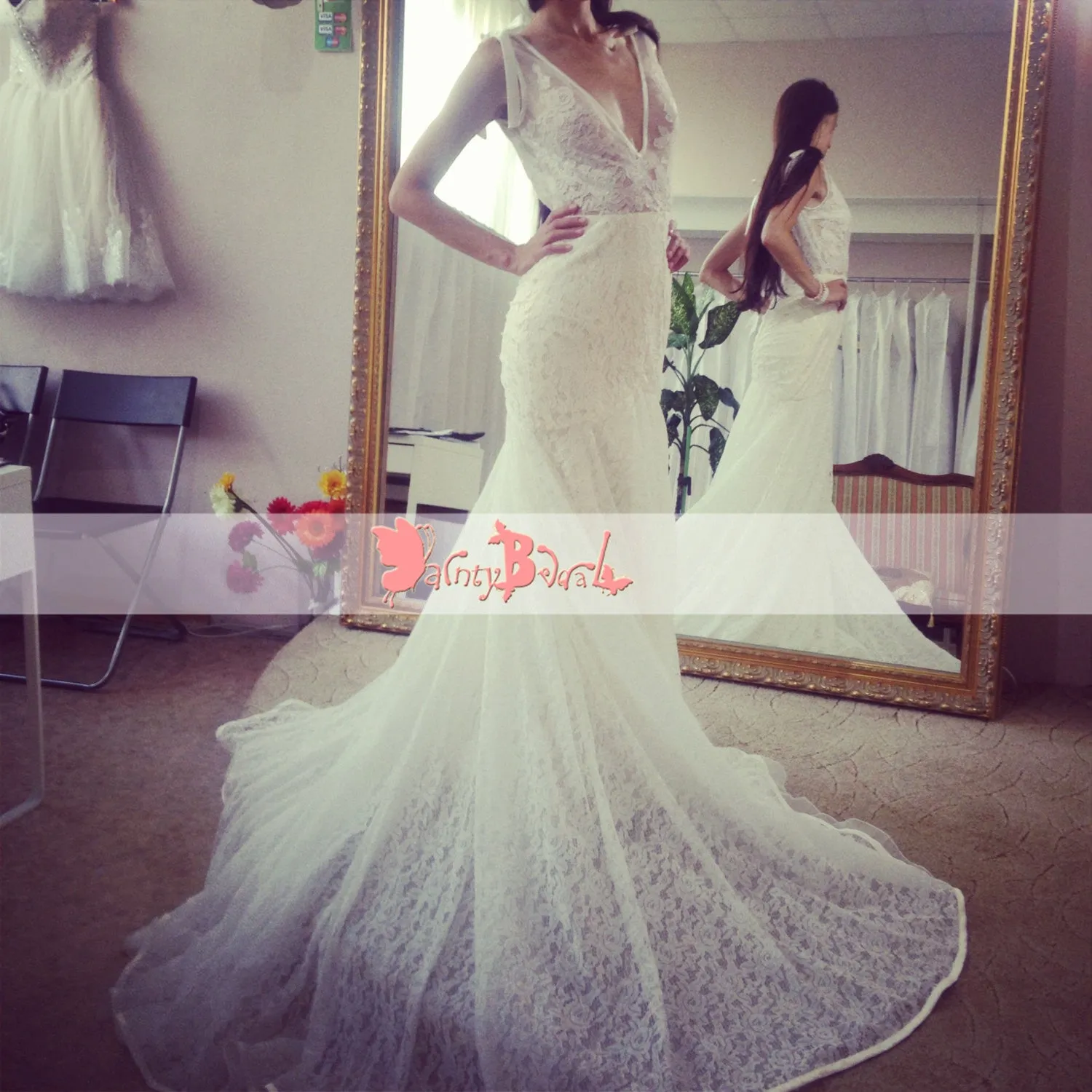 Stunning Fully Lace Backless V-neck Mermaid Pleating Bottom Vintage Popular  Wedding Dresses,DB0122